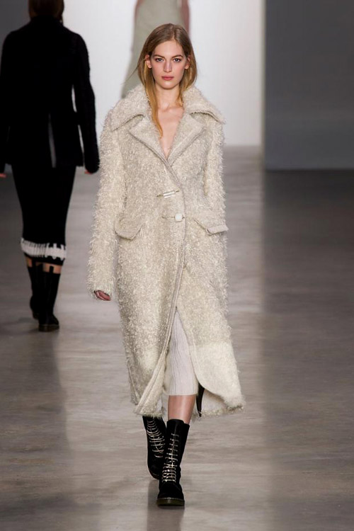 Sweater dresses and coziness for Fall-Winter 2014/2015 by Calvin Klein