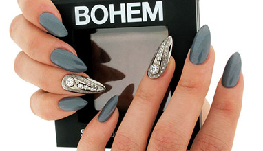 Nails for celebrities - The most Expensive Nails in the World
