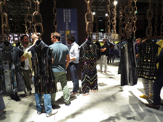 Fashion trends Fall/Winter 2015-2016 in textile and accessories at Milano Unica