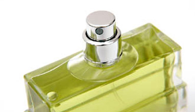 How to keep the perfume scent longer when applied
