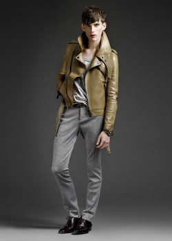 Burberry Prorsum Men and Women Pre-Collection Spring Summer 2011