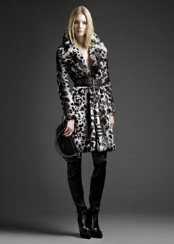 Burberry Prorsum Men and Women Pre-Collection Spring Summer 2011