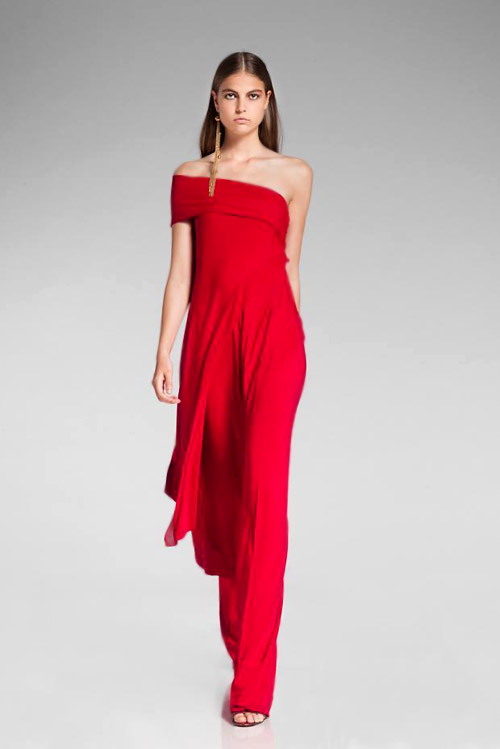 Femininity and elegance in Donna Karan Resort 2014