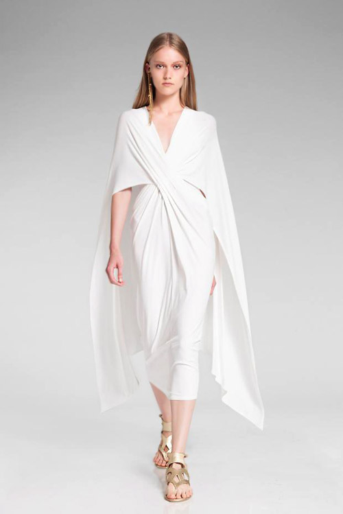 Femininity and elegance in Donna Karan Resort 2014