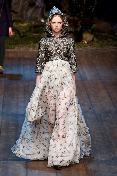 Beautiful fairy tale by Dolce & Gabbana for Fall-Winter 2014/2015