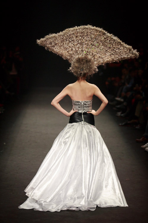 Hairstyle as an Art during the Mercedes Benz China Fashion Week