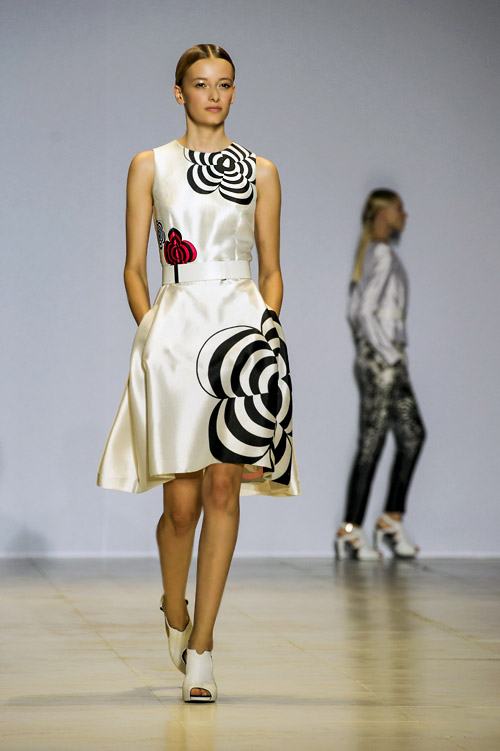 Lie Sang-Bong Spring-Summer 2014 collection during the Paris Fashion Week