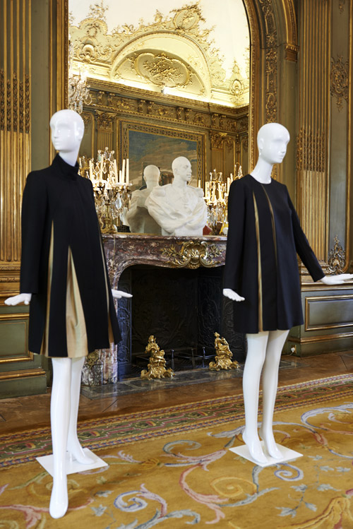 The exhibition 'Made in Spain: La mode au-delà des frontières' now in Paris