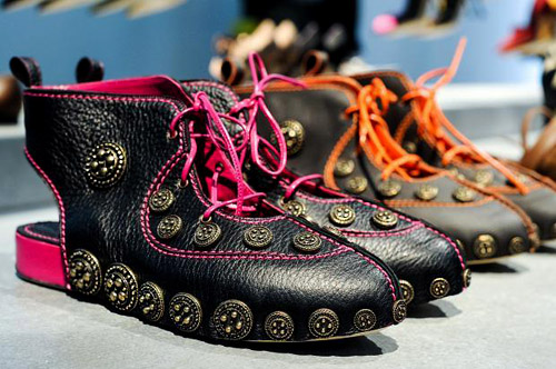 Colorful luxury footwear by Manolo Blahnik for Fall-Winter 2014/2015