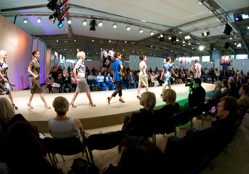 Poznan Fashion Fair 2011 - new form of style