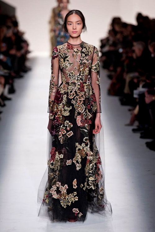 Colors, dots and lace in Valentino Fall-Winter 2014/2015 collection