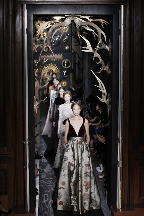 Valentino Fall-Winter 2013/2014 Haute Couture collection by Maria Grazia Chiuri and Pier Paolo Piccioli