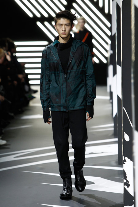 Y-3 Autumn/Winter 2014 - Paris Fashion Show