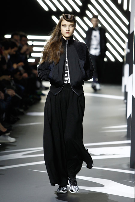 Y-3 Autumn/Winter 2014 - Paris Fashion Show