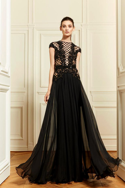 Elegance and feminine allure in Zuhair Murad Resort 2014 collection