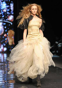 FashionPhilosophyFashion Week Poland will  present spring-summer 2011 trends