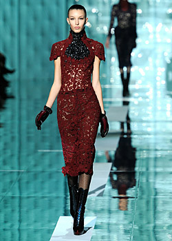 Marc Jacobs brings the spirit of 70s at New York Fashion Week Fall 2011