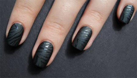 Black Zebra Manicure