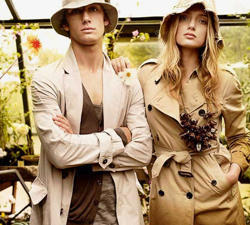 Burberry will show its Spring/Summer 2010 collection in London