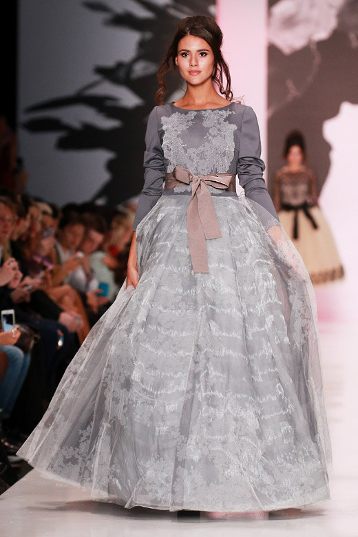 Roses and femininity for Spring-Summer 2015 by Igor Gulyaev