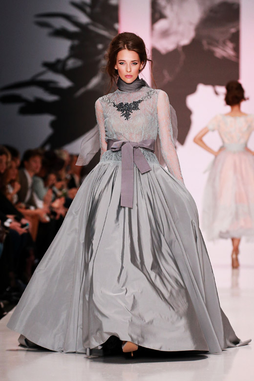 Roses and femininity for Spring-Summer 2015 by Igor Gulyaev