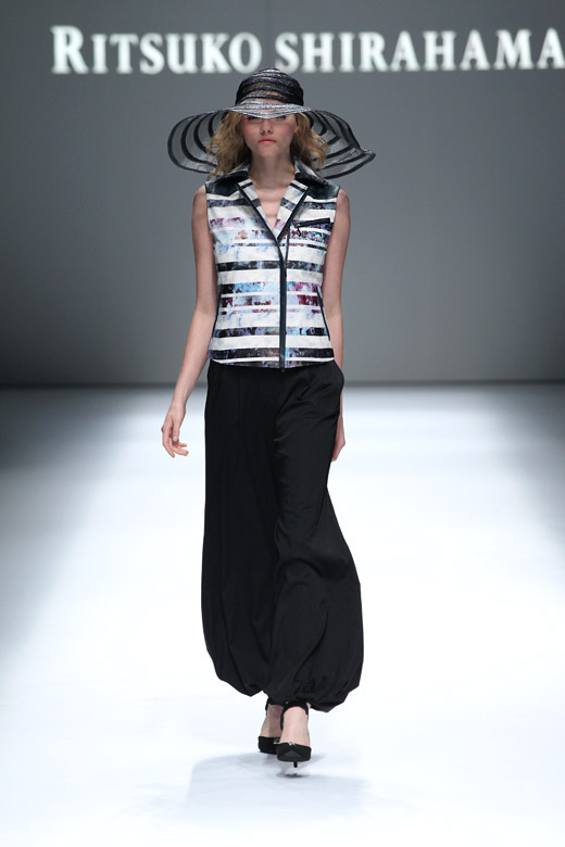 Hope for Spring-Summer 2015 by Japanese designer Ritsuko Shirahama