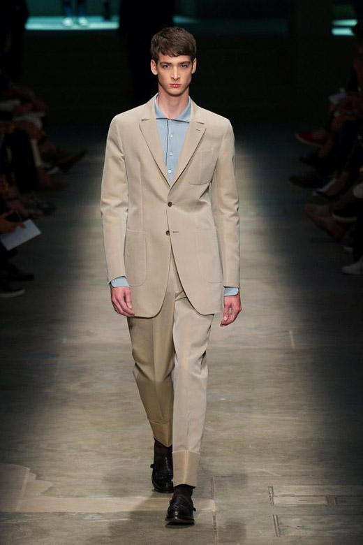 Spring-Summer 2015 Fashion trends: The tie-free season