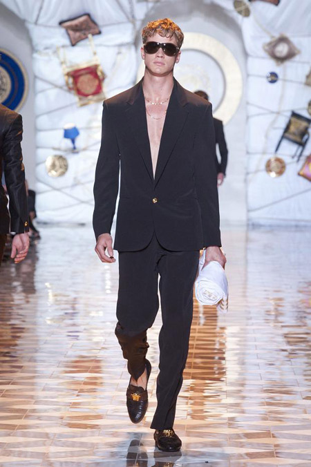 Menswear: Versace Spring 2015